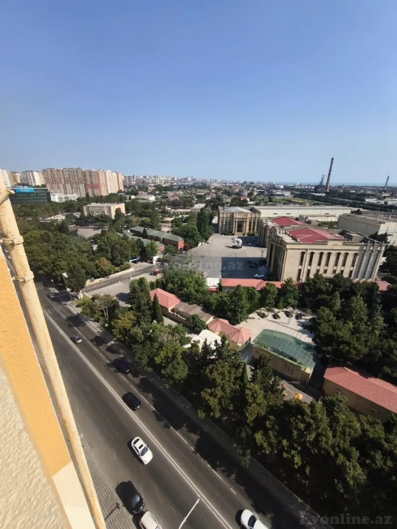 Satılır 3 otaqlı Mənzil Yeni tikili 125 m² Qara Qarayev m. - şəkil 4