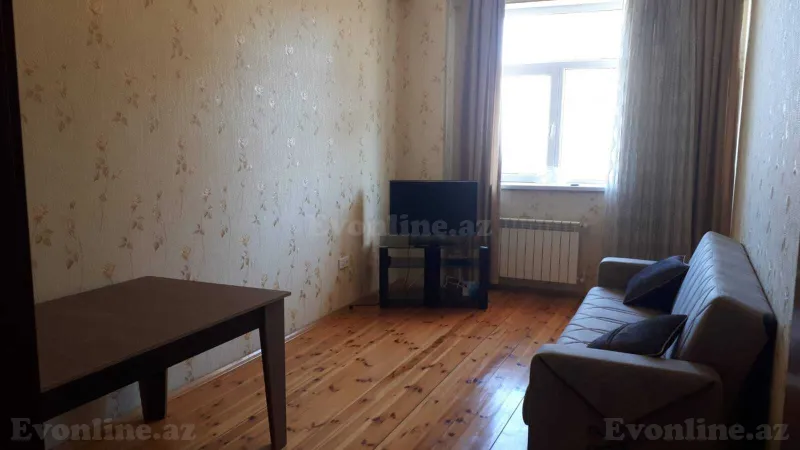 3 otaqlı Mənzil 95 m² İnşaatçılar m. Kirayə verilir