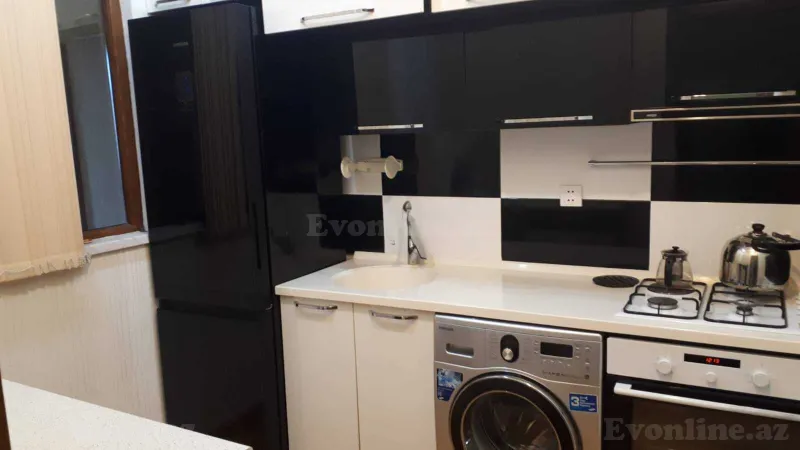 Kirayə verilir 3 otaqlı Mənzil Yeni tikili 95 m² İnşaatçılar m. - şəkil 19
