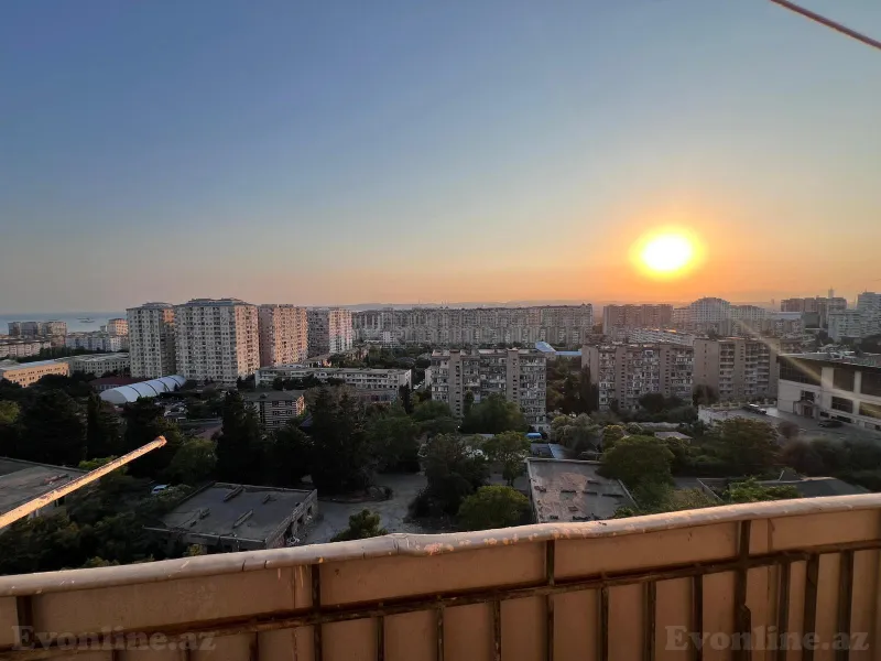 Satılır 3 otaqlı Mənzil Köhnə tikili 75 m² Həzi Aslanov m. - şəkil 13