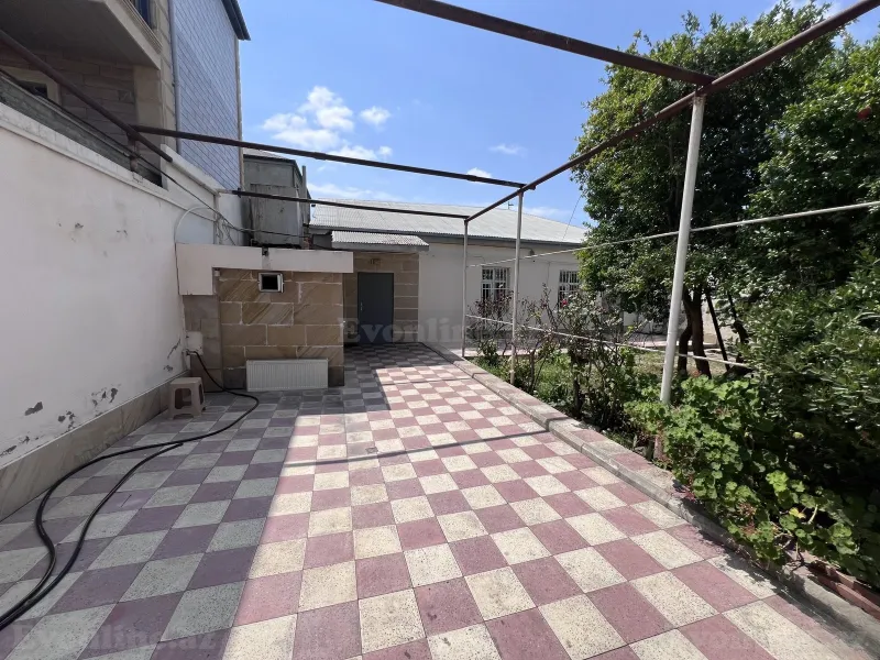 Satılır 4 otaqlı Həyət evi 120 m² Bakıxanov - şəkil 3
