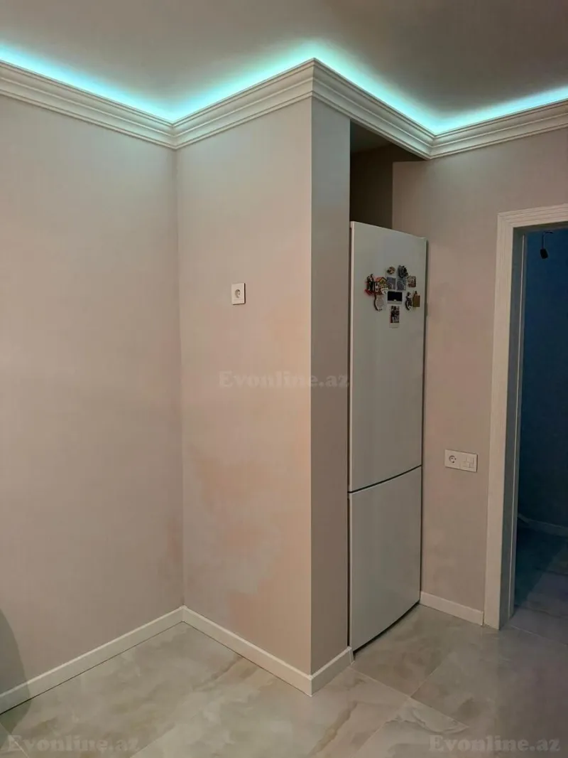 Satılır 4 otaqlı Mənzil Köhnə tikili 127 m² Xalqlar Dostluğu m. - şəkil 14