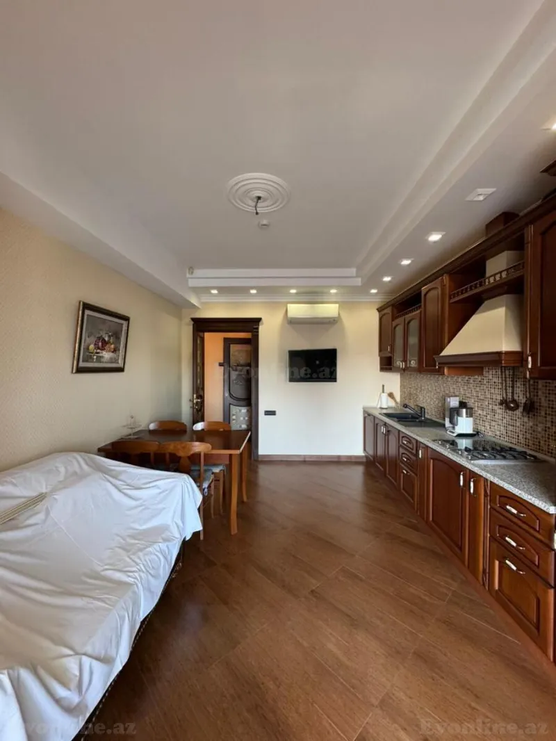 Satılır 7 otaqlı Mənzil Yeni tikili 260 m² Gənclik m. - şəkil 9