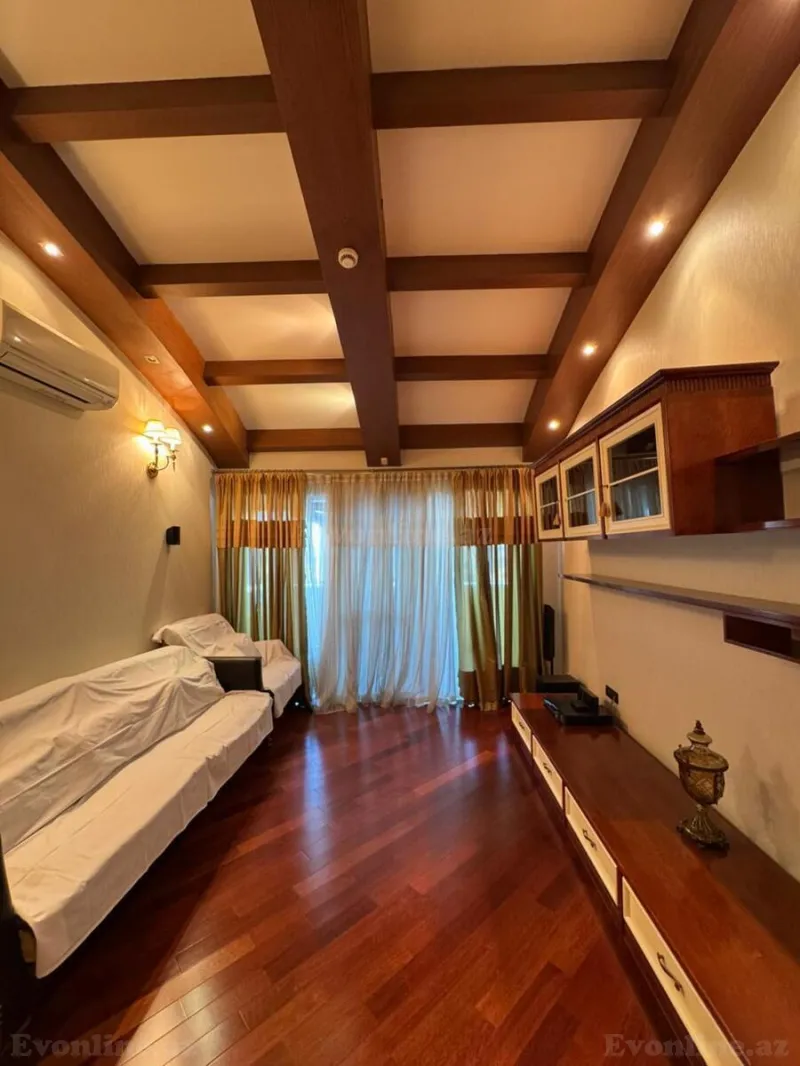 Satılır 7 otaqlı Mənzil Yeni tikili 260 m² Gənclik m. - şəkil 16