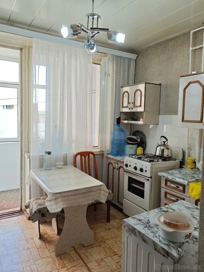 Satılır 2 otaqlı Mənzil Köhnə tikili 65 m² Həzi Aslanov m. - şəkil 6