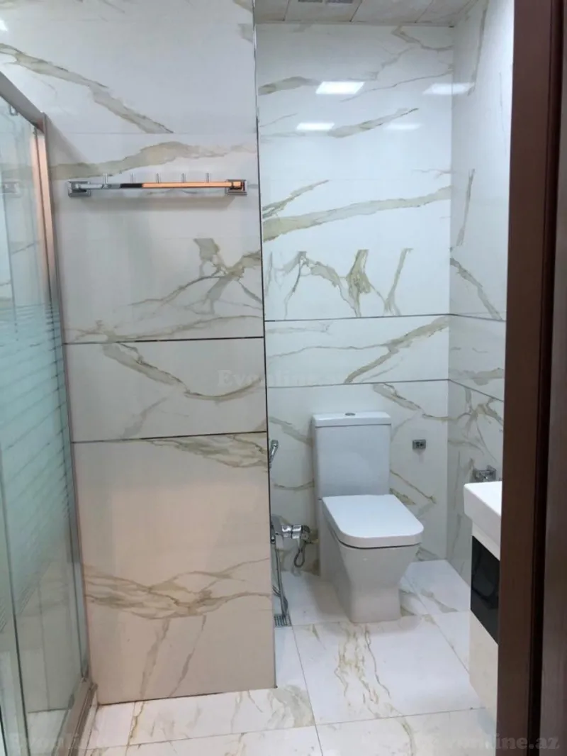 Satılır 4 otaqlı Mənzil Yeni tikili 285 m² 28 May m. - şəkil 12