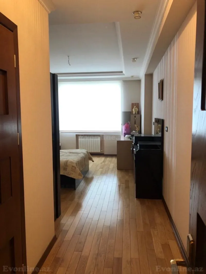 Satılır 4 otaqlı Mənzil Yeni tikili 285 m² 28 May m. - şəkil 13