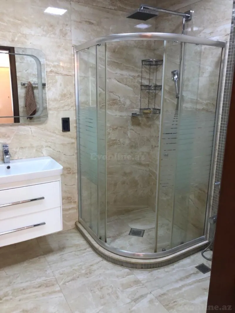 Satılır 4 otaqlı Mənzil Yeni tikili 285 m² 28 May m. - şəkil 14