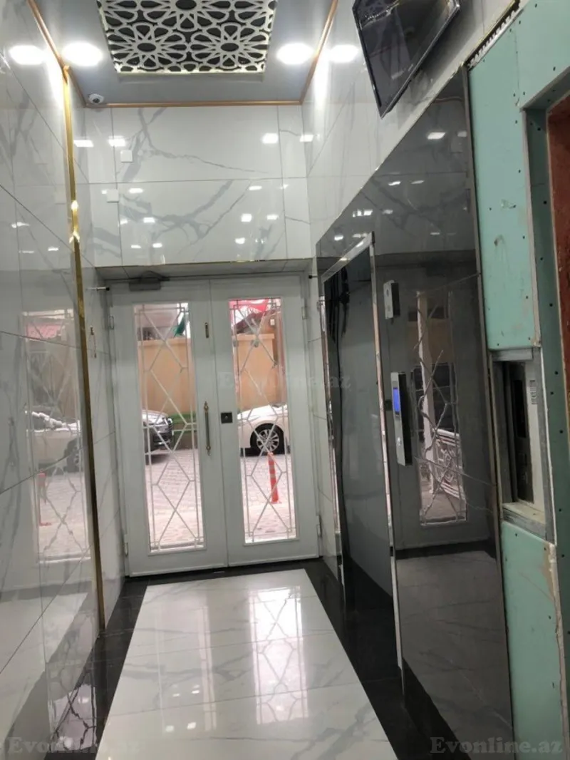 Satılır 4 otaqlı Mənzil Yeni tikili 285 m² 28 May m. - şəkil 22