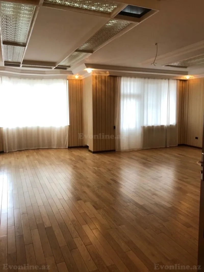 Satılır 4 otaqlı Mənzil Yeni tikili 285 m² 28 May m. - şəkil 24