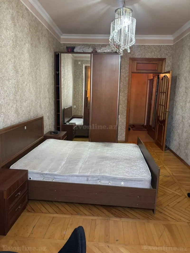 Kirayə verilir 3 otaqlı Mənzil Köhnə tikili 85 m² Nəriman Nərimanov m. - şəkil 6