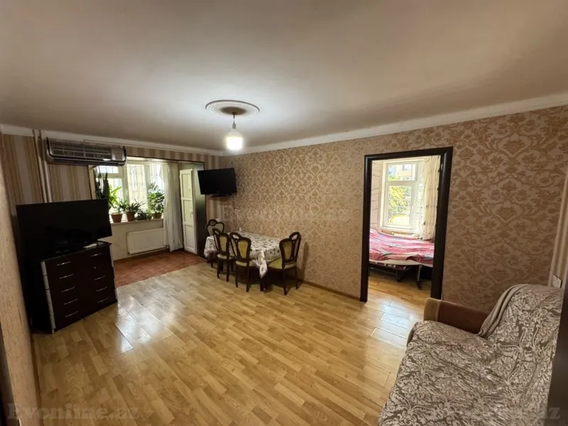 Satılır 2 otaqlı Mənzil Köhnə tikili 51 m² İnşaatçılar m. - şəkil 4