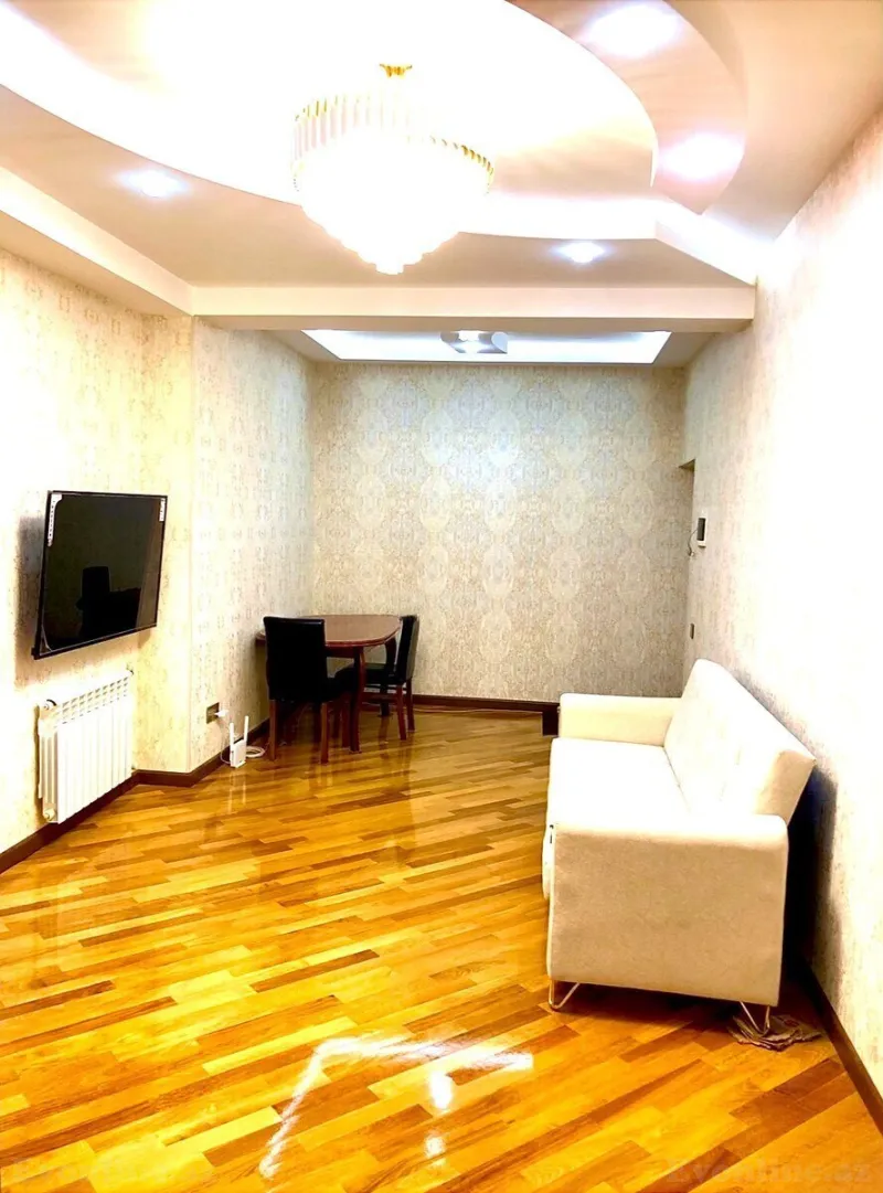 Satılır 3 otaqlı Mənzil Yeni tikili 107 m² Memar Əcəmi m. - şəkil 3