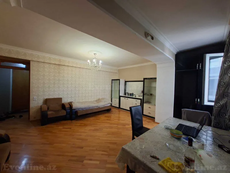 Satılır 2 otaqlı Mənzil Köhnə tikili 60 m² Elmlər Akademiyası m. - şəkil 2