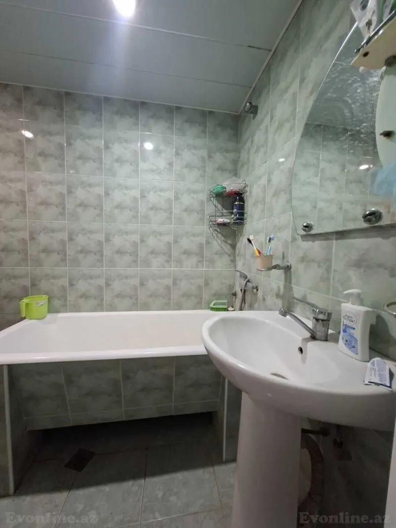Satılır 2 otaqlı Mənzil Köhnə tikili 60 m² Elmlər Akademiyası m. - şəkil 12