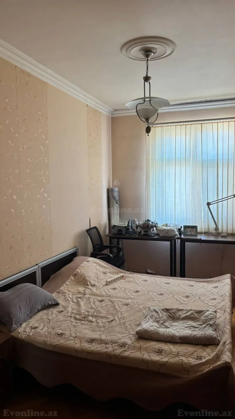 Satılır 3 otaqlı Mənzil Köhnə tikili 60 m² Memar Əcəmi m.