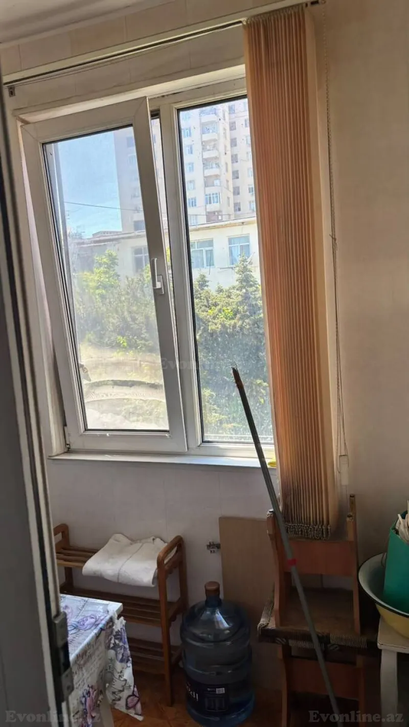 Satılır 3 otaqlı Mənzil Köhnə tikili 60 m² Memar Əcəmi m. - şəkil 8
