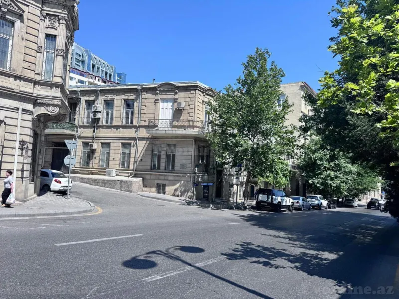 Satılır Obyekt 160 m² Səbail r. - şəkil 3