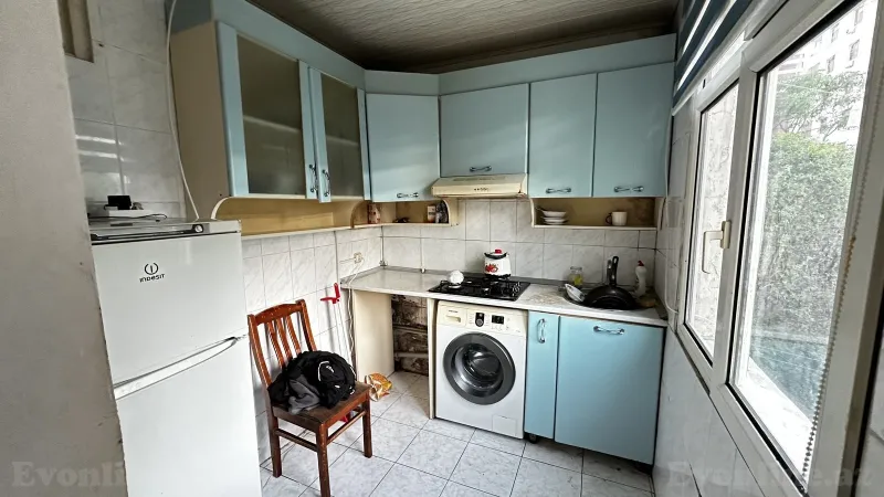 Satılır 2 otaqlı Mənzil Köhnə tikili 52 m² Memar Əcəmi m. - şəkil 13