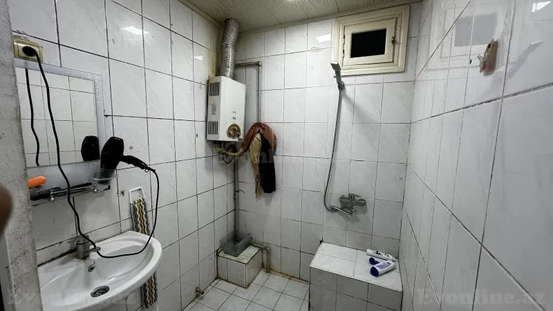 Satılır 2 otaqlı Mənzil Köhnə tikili 52 m² Memar Əcəmi m. - şəkil 17