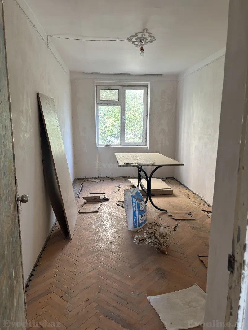 Satılır 2 otaqlı Mənzil Köhnə tikili 60 m² Yasamal - şəkil 2