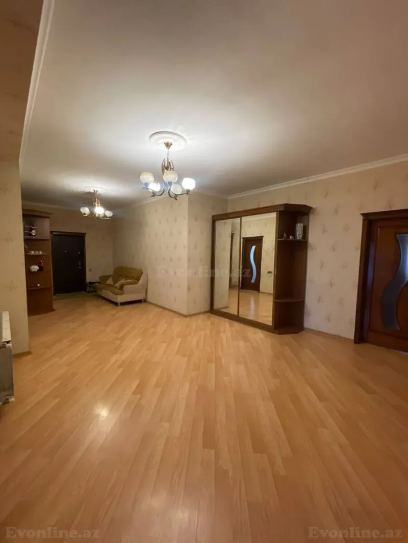 Kirayə verilir 3 otaqlı Mənzil Yeni tikili 140 m² Gənclik m. - şəkil 6