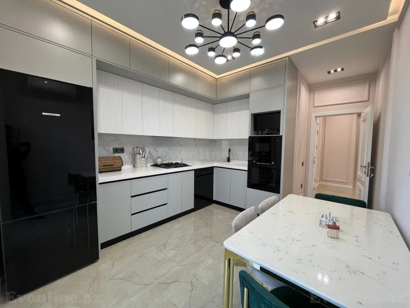 Kirayə verilir 3 otaqlı Mənzil Yeni tikili 145 m² 8 Noyabr m. - şəkil 8