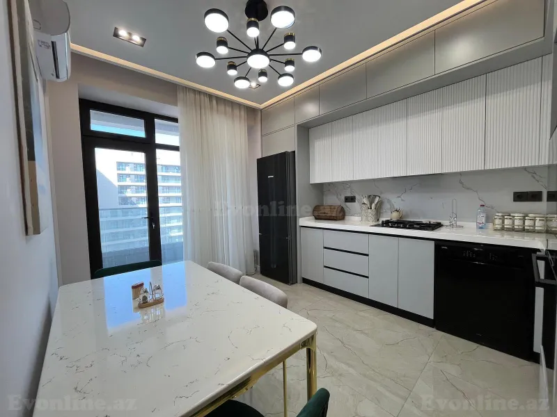 Kirayə verilir 3 otaqlı Mənzil Yeni tikili 145 m² 8 Noyabr m. - şəkil 10