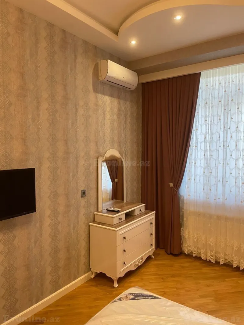 Kirayə verilir 2 otaqlı Mənzil Yeni tikili 80 m² Nəsimi r. - şəkil 4