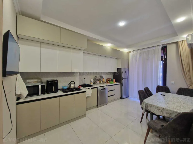 Satılır 2 otaqlı Mənzil Yeni tikili 87 m² Dərnəgül m. - şəkil 5