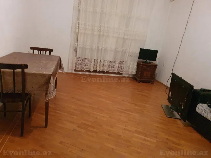 Kirayə verilir 3 otaqlı Mənzil Köhnə tikili 100 m² Nəsimi r. - şəkil 2