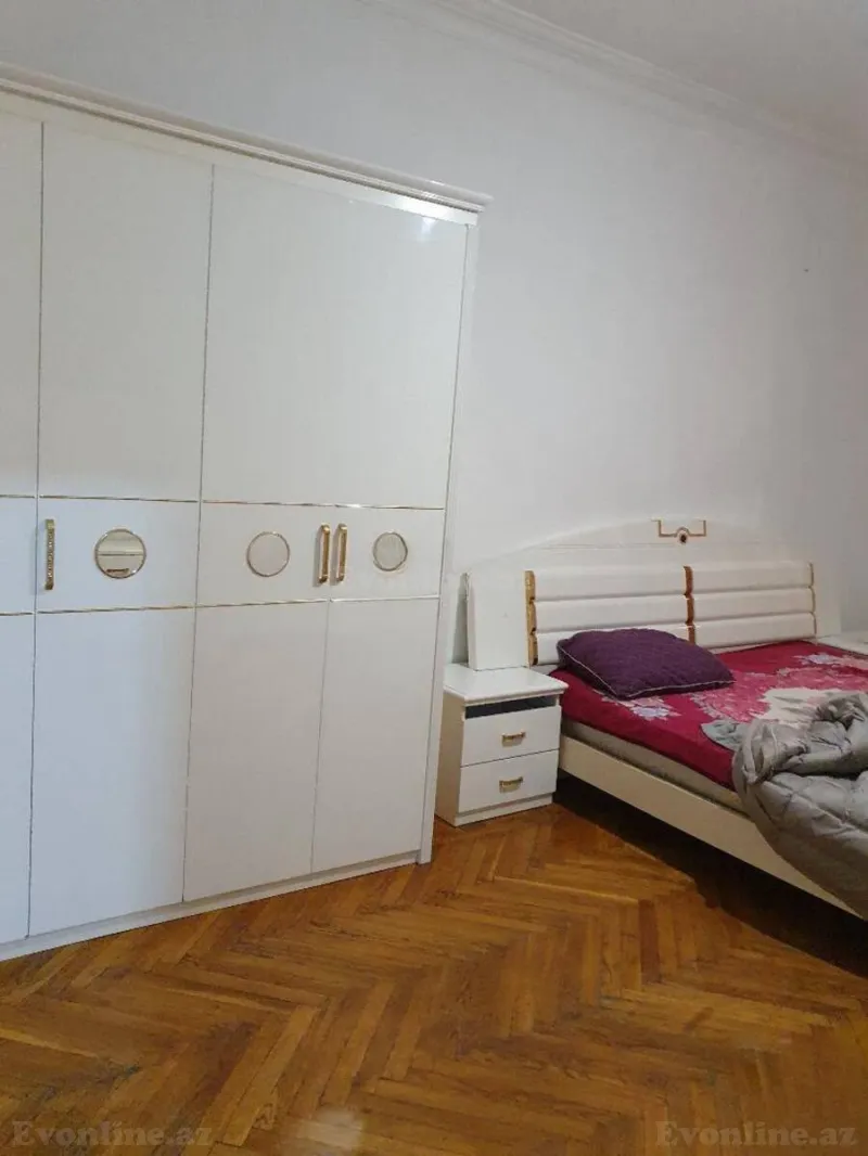 Kirayə verilir 3 otaqlı Mənzil Köhnə tikili 100 m² Nəsimi r. - şəkil 7