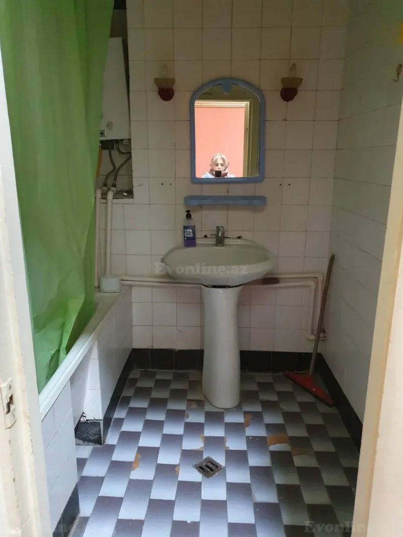 Kirayə verilir 3 otaqlı Mənzil Köhnə tikili 100 m² Nəsimi r. - şəkil 12