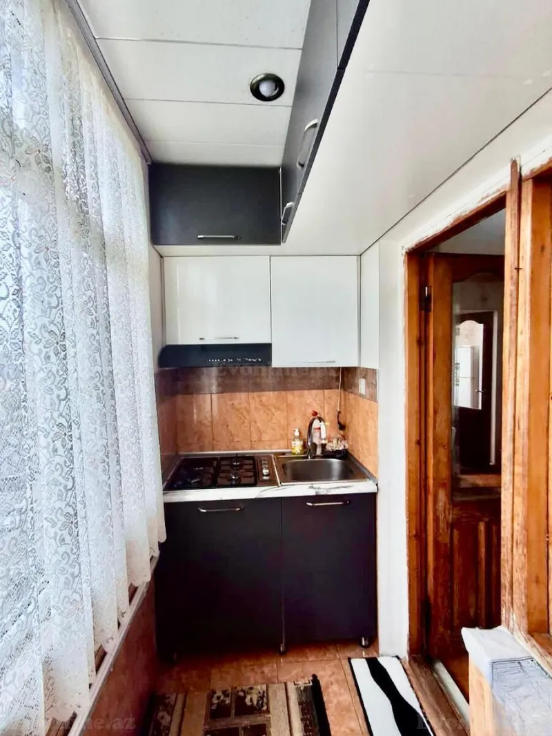 Kirayə verilir 2 otaqlı Mənzil Köhnə tikili 50 m² Neftçilər m. - şəkil 8