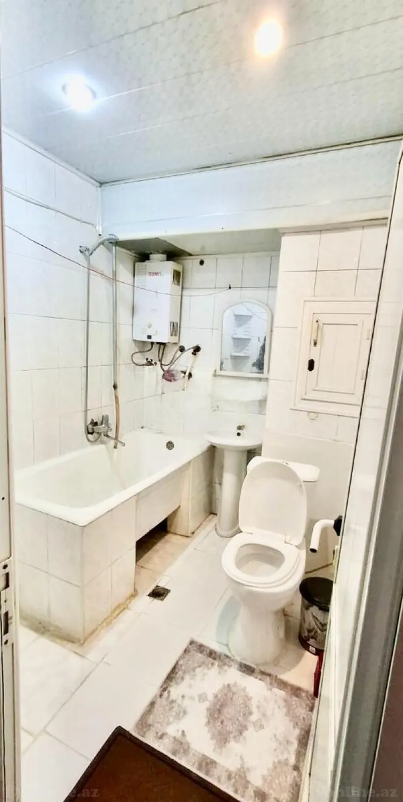 Kirayə verilir 2 otaqlı Mənzil Köhnə tikili 50 m² Neftçilər m. - şəkil 10