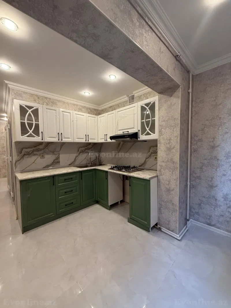 3 otaqlı Mənzil 98 m² Azadlıq prospekti m. Satılır