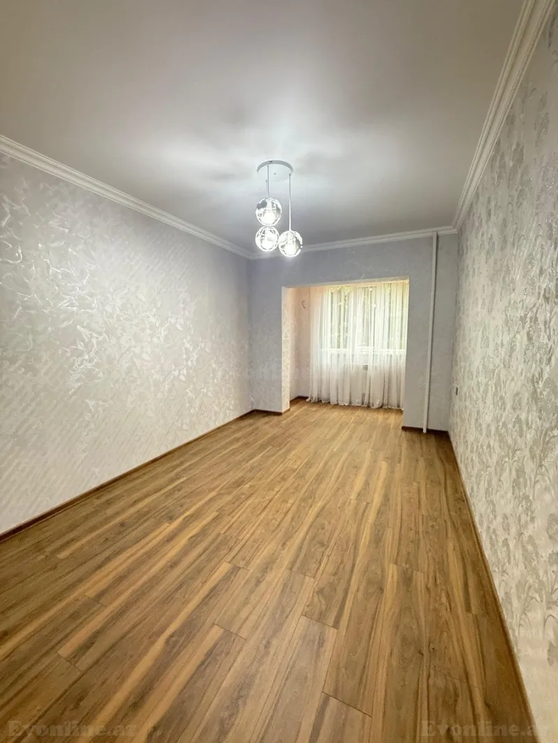 Satılır 3 otaqlı Mənzil Köhnə tikili 98 m² Azadlıq prospekti m. - şəkil 16