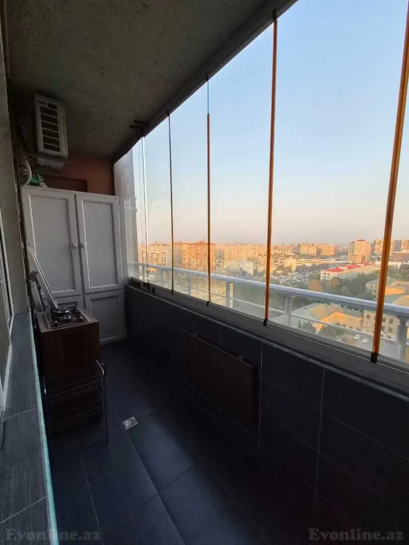 3 otaqlı Mənzil 80 m² 20 Yanvar m. Satılır