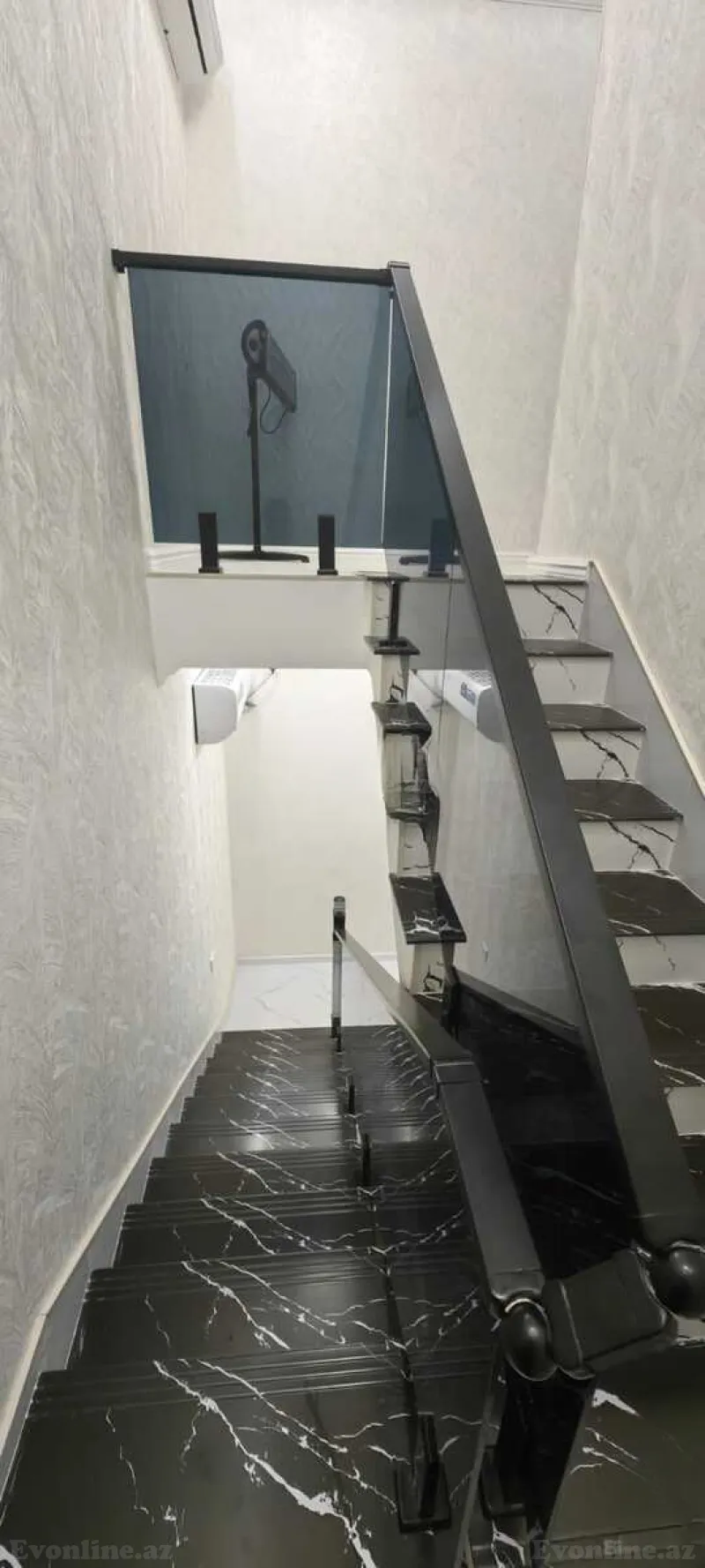 Satılır 4 otaqlı Həyət evi 200 m² Suraxanı r. - şəkil 10