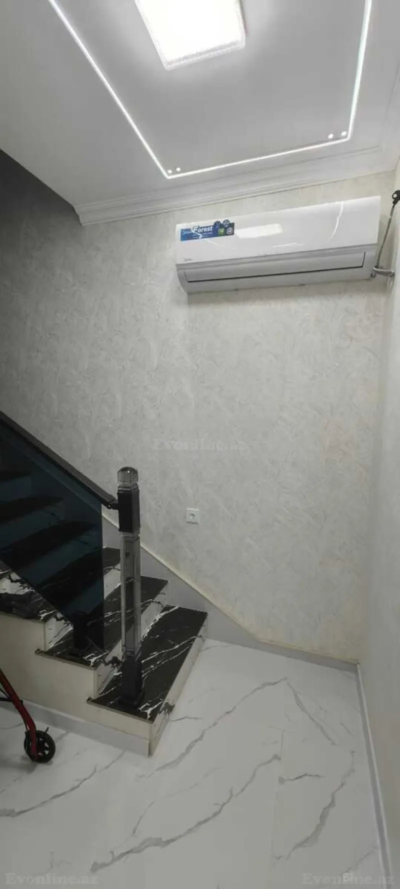Satılır 4 otaqlı Həyət evi 200 m² Suraxanı r. - şəkil 11