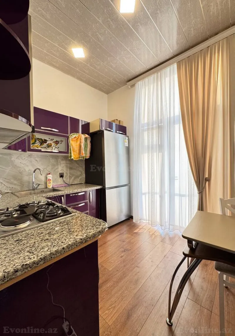 Satılır 3 otaqlı Mənzil Köhnə tikili 75 m² Nizami m. - şəkil 5