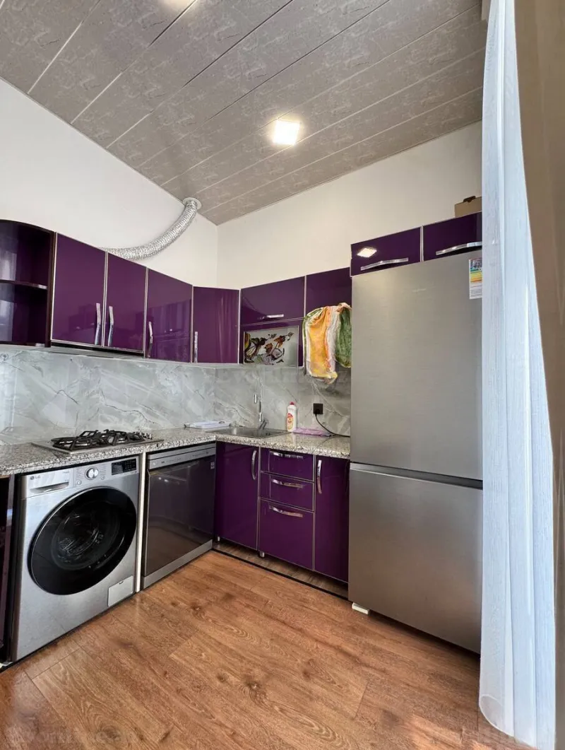 Satılır 3 otaqlı Mənzil Köhnə tikili 75 m² Nizami m. - şəkil 6