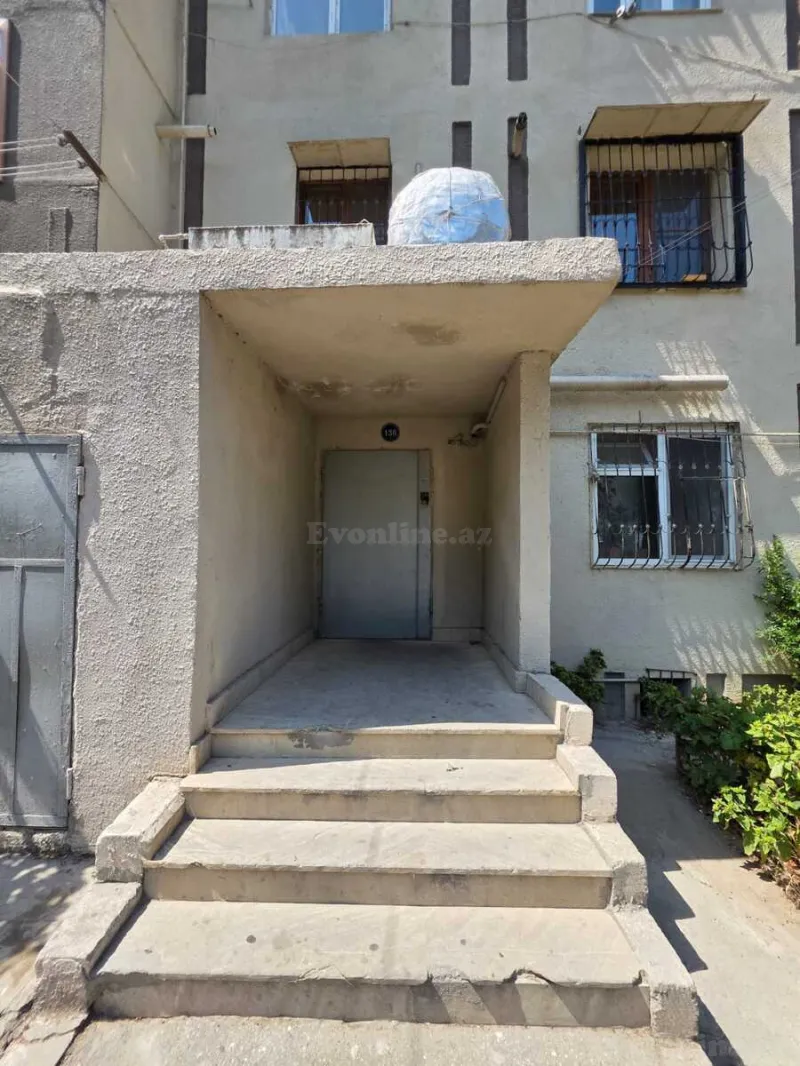 Satılır 2 otaqlı Mənzil Köhnə tikili 65 m² Gənclik m. - şəkil 18