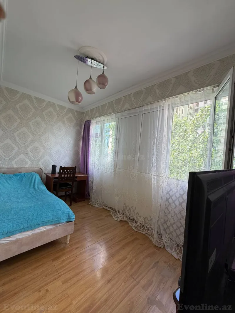 Satılır 3 otaqlı Mənzil Yeni tikili 80 m² Neftçilər m. - şəkil 3