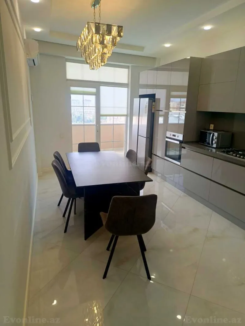Kirayə verilir 4 otaqlı Mənzil Yeni tikili 210 m² Nərimanov r. - şəkil 2