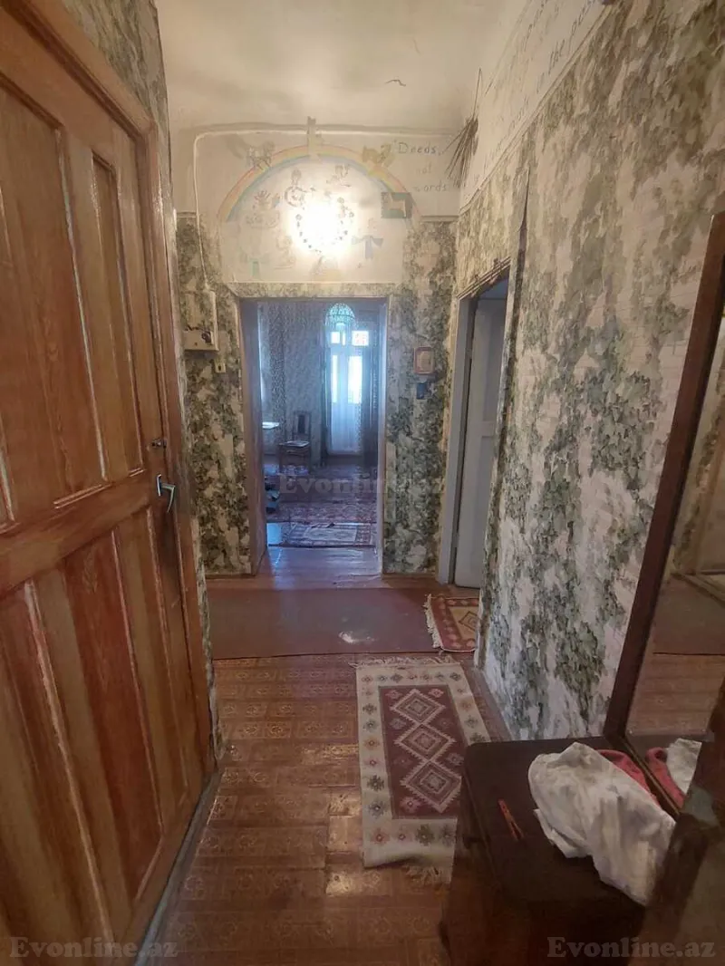 Satılır 2 otaqlı Mənzil Köhnə tikili 55 m² Nəsimi r. - şəkil 2