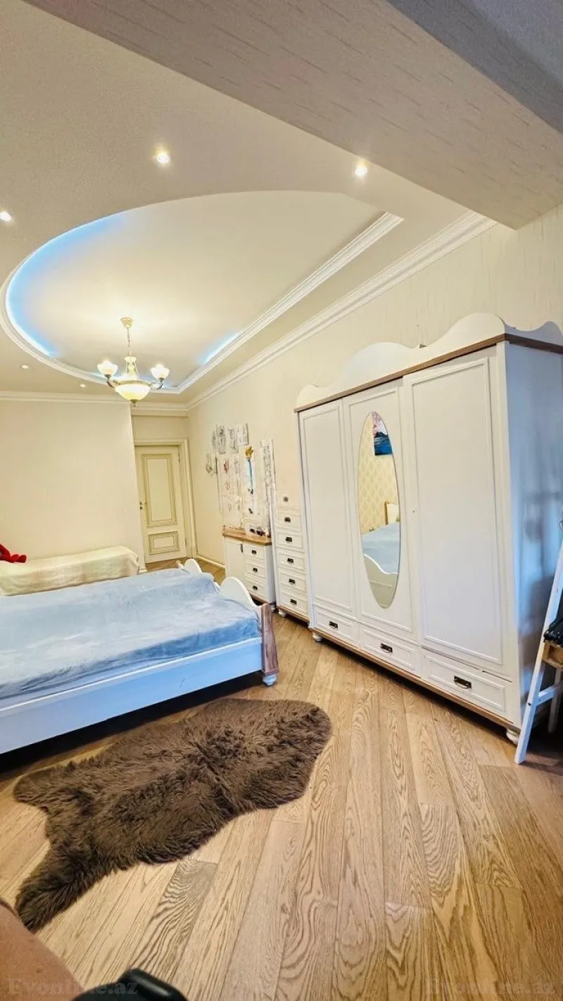 Satılır 3 otaqlı Mənzil Yeni tikili 168 m² Nəsimi r. - şəkil 19