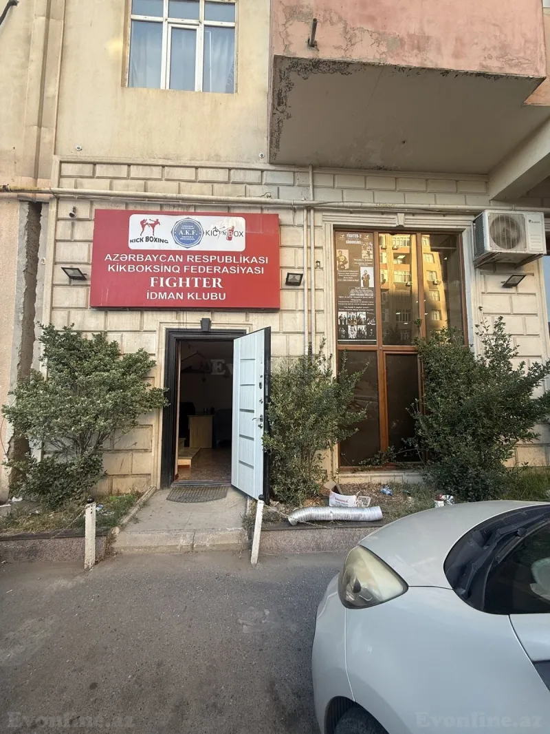 Satılır Obyekt 160 m² İnşaatçılar m. - şəkil 2