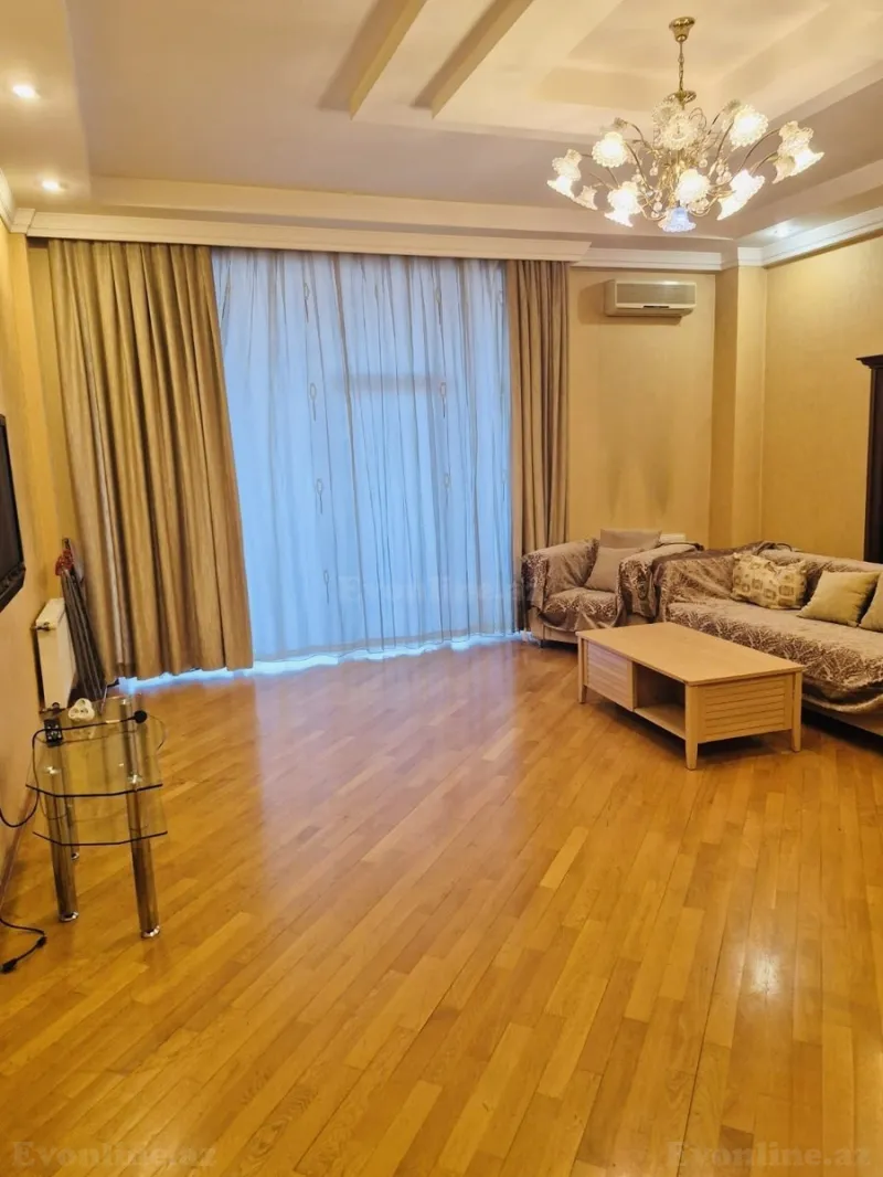 Satılır 3 otaqlı Mənzil Yeni tikili 180 m² 28 May m. - şəkil 2