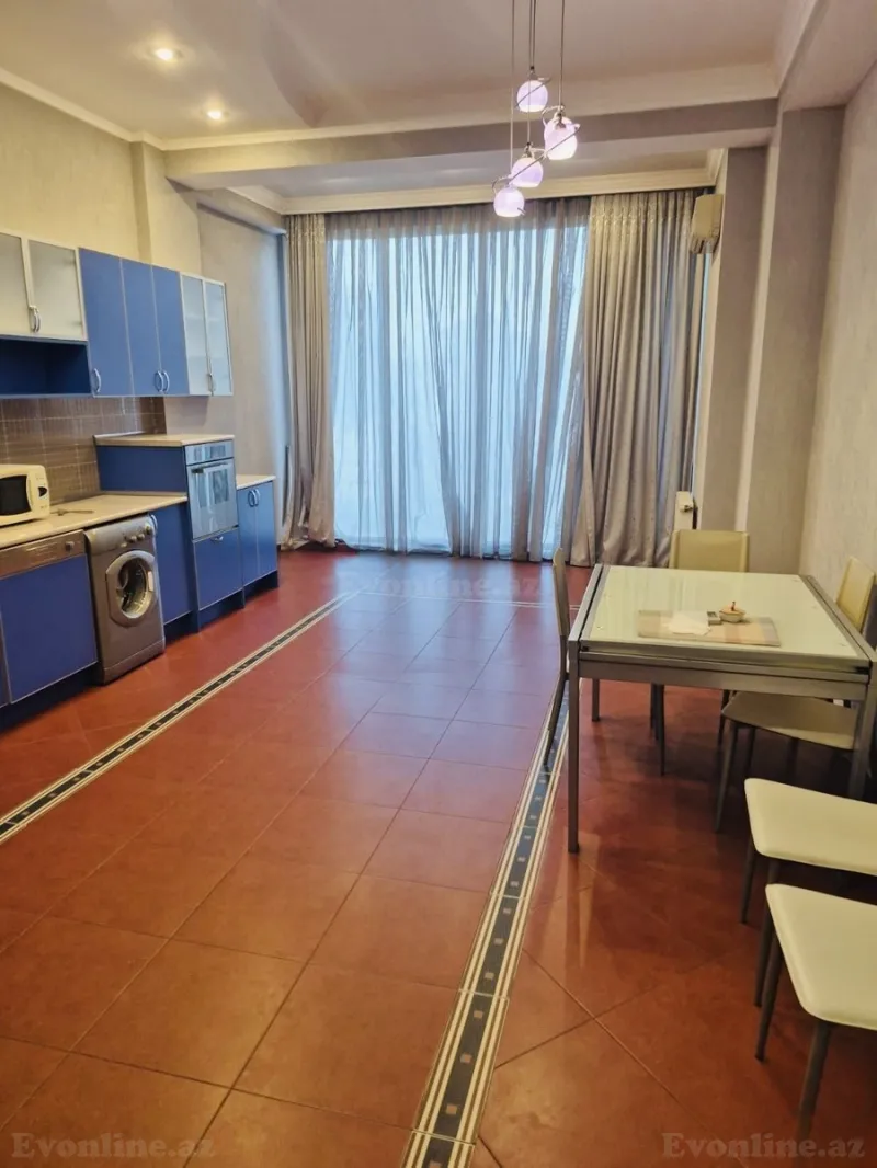 Satılır 3 otaqlı Mənzil Yeni tikili 180 m² 28 May m. - şəkil 15
